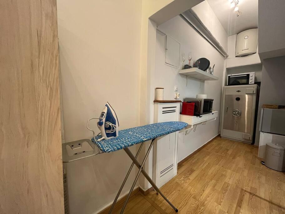 Ksenokratous-Kolonaki Cozy Apartment Атина Екстериор снимка