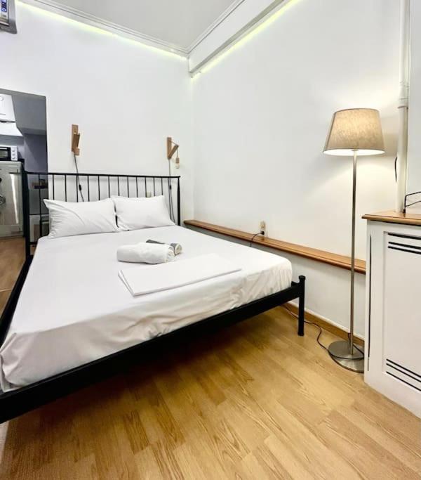 Ksenokratous-Kolonaki Cozy Apartment Атина Екстериор снимка